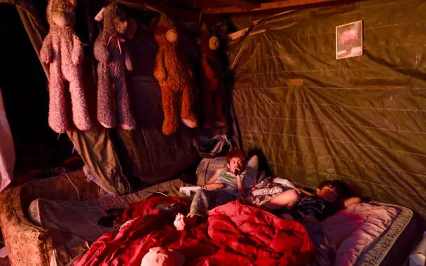 Vivir del basural – Así crecen los niños y adolescentes que comen, juegan y se visten con lo que otros tiran