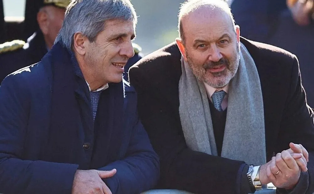 Milei retiró al Estado como querellante en la causa del crédito del FMI a Macri, para favorecer a Caputo y Sturzenegger