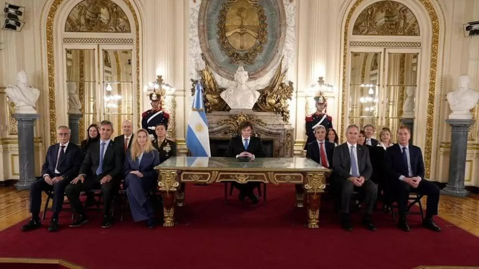 Milei anunció la construcción de una base militar en Tierra del Fuego y sanciones para las empresas que operen en Malvinas